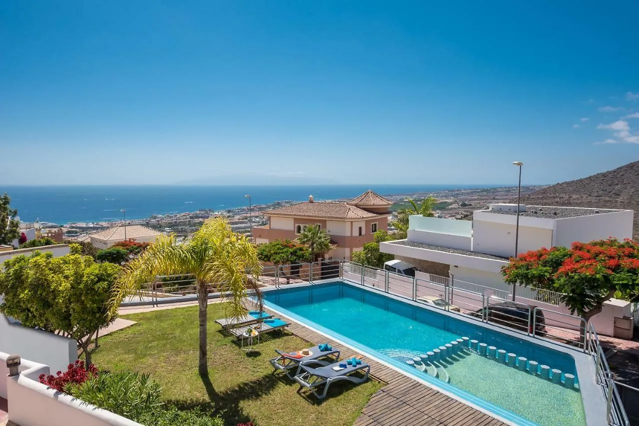 2 Charming Villa Private Pool And Sea View Costa Adeje